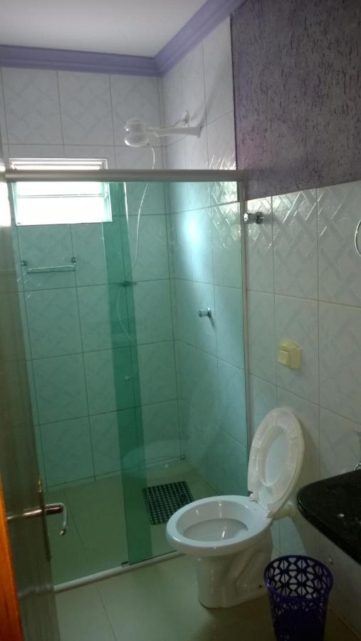 Otima Casa Caldas Novas 2 Km Do Centro Para Ate 14 Pesssoas Com Piscina Aquecida, Churrrasqueira, Wifi 외부 사진
